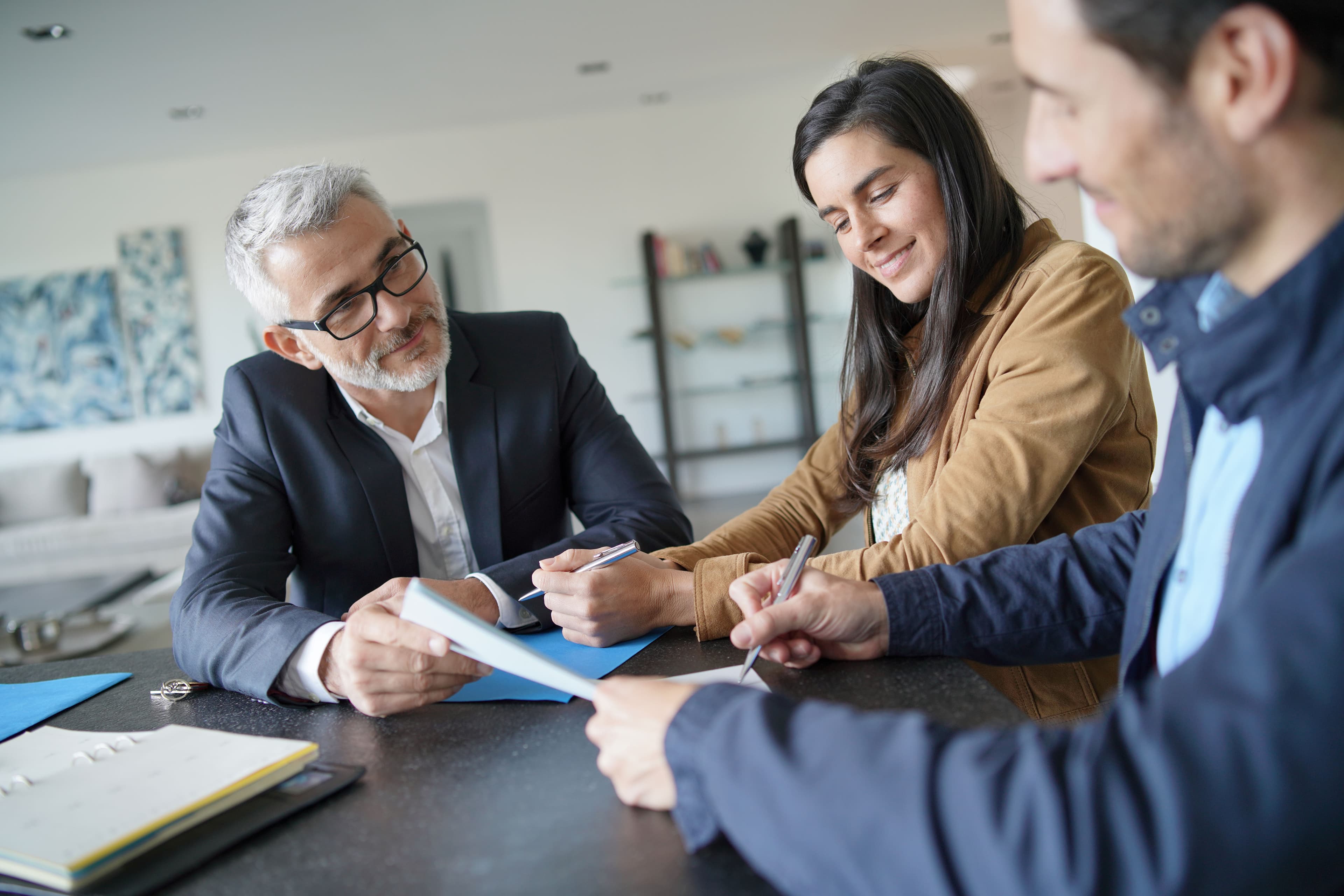 Diferença entre contrato de compra e venda e escritura de imóvel